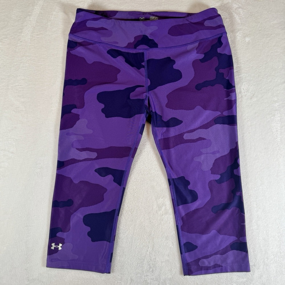 Under Armour Pants Women's Size M Purple Camo‎ Capri Heat Gear Stretch